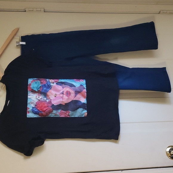 SALE‼️ Girl's outfit - Picture 1 of 5